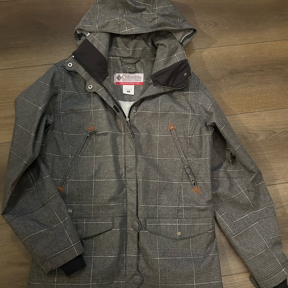 Columbia Women’s Gray Hooded Ski Jacket